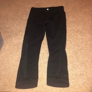 Lululemon black cropped mesh leggings
